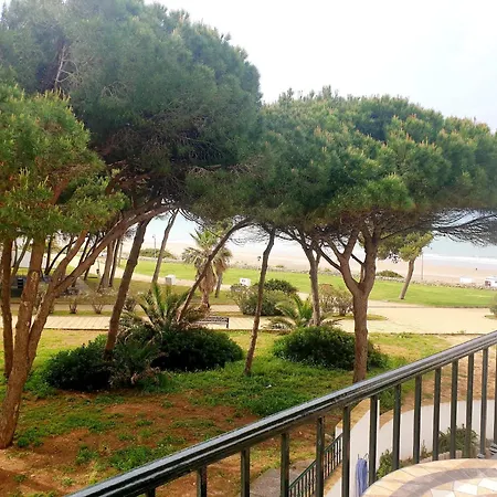 Апартаменты Tres Piedras Кониль-де-ла-Фронтера