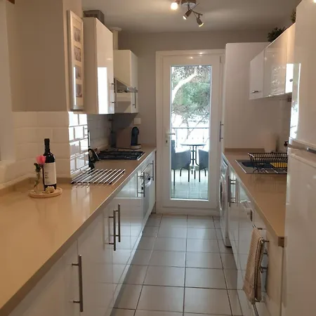 Tres Piedras Apartment